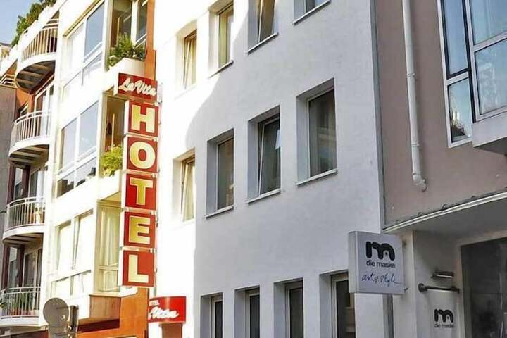 Hotel 44 of 44