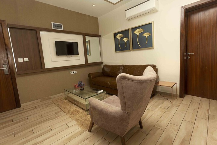 Room 44 of 83