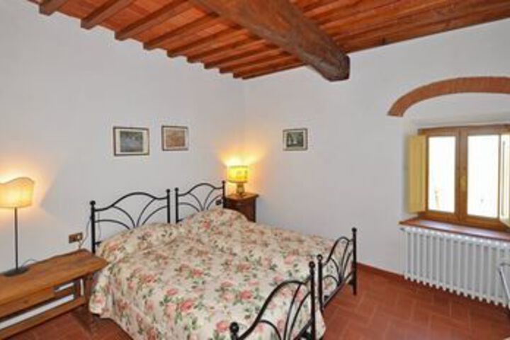Room 8 of 41