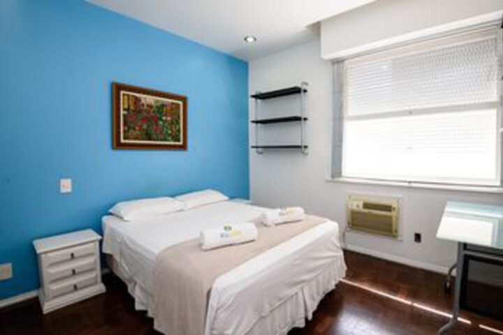 Room 14 of 32
