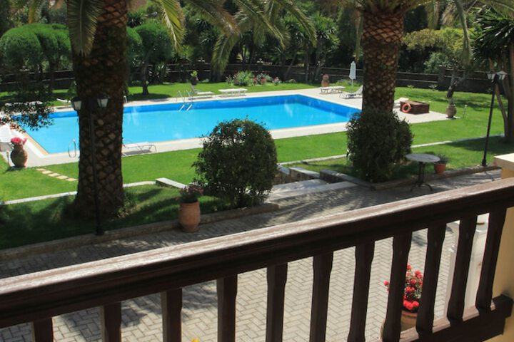 Terrace/Patio 32 of 73