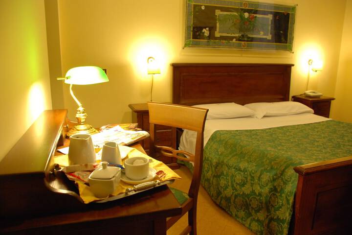 Room 12 of 53