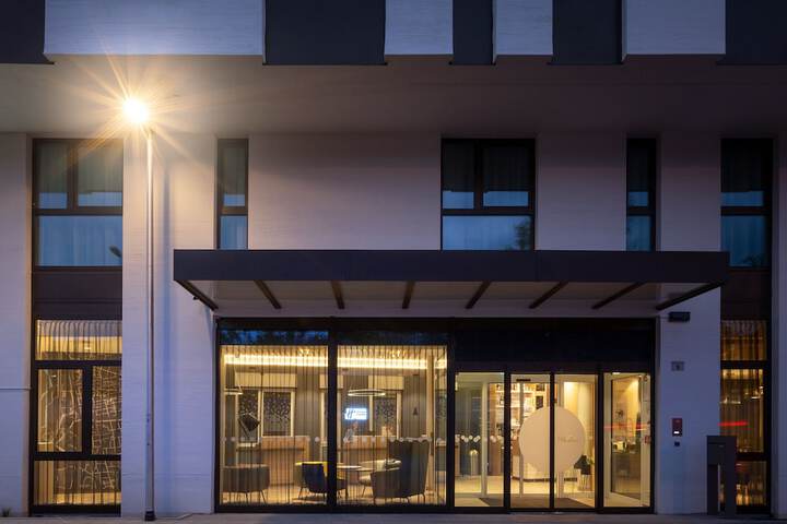Hotel 46 of 53