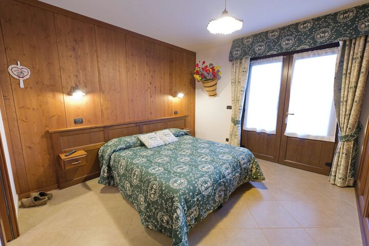 Room 22 of 85