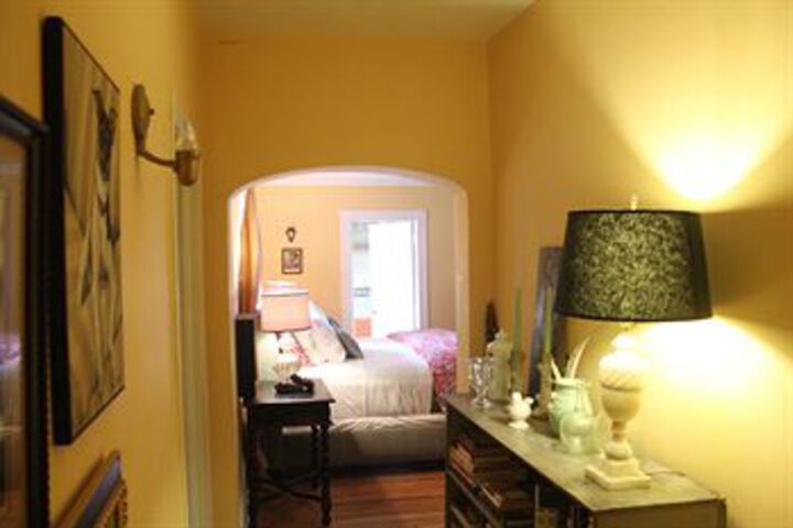 Room 11 of 20