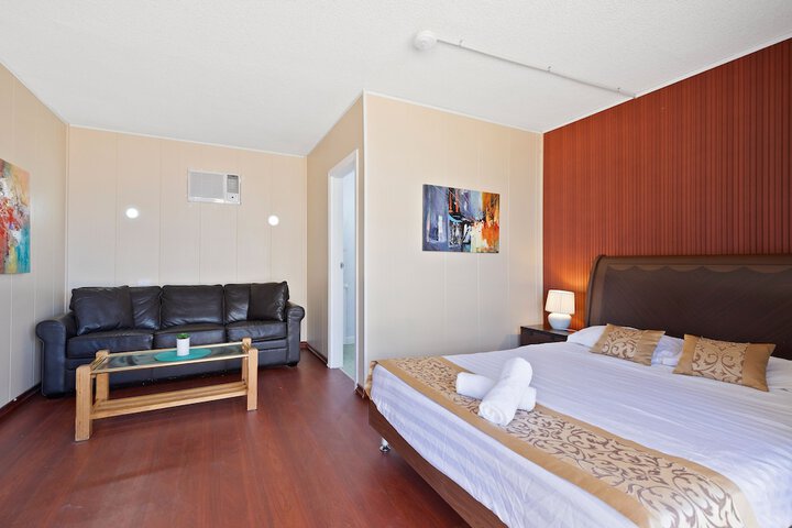 Room 14 of 43