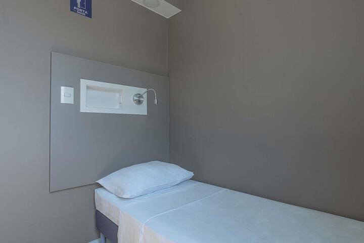 Room 26 of 110