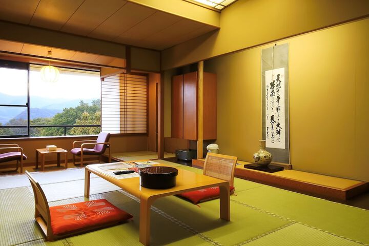 Room 11 of 41
