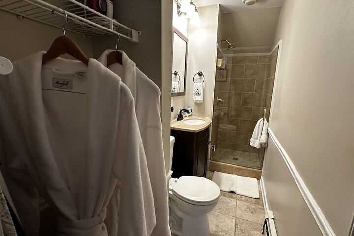 Room 155 of 203