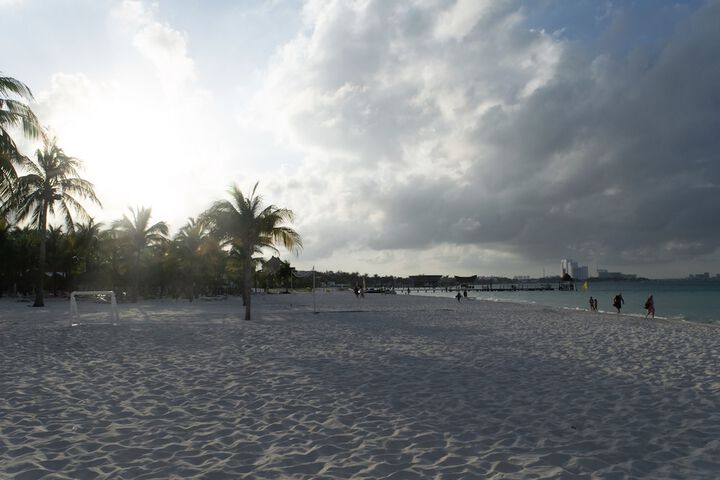 Beach 25 of 38