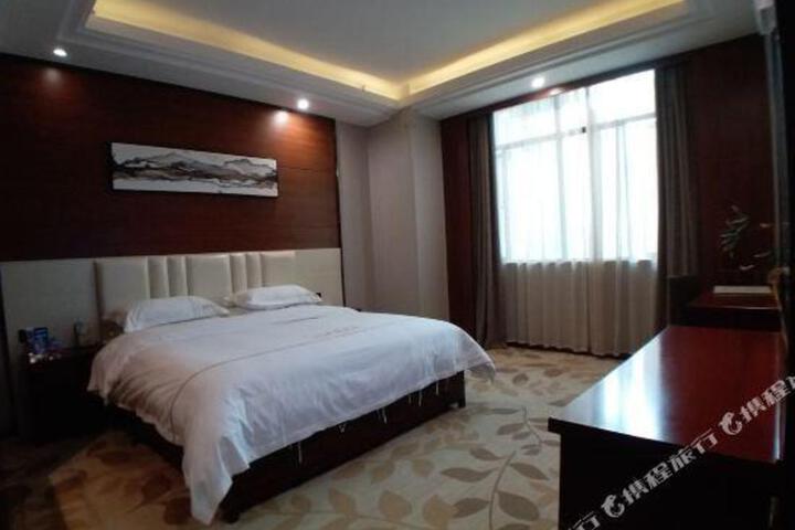 General 2 of 23