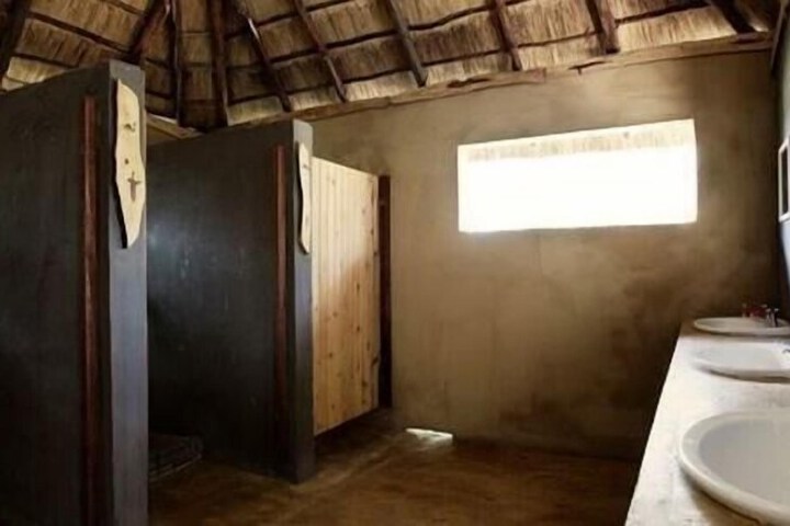 Room 26 of 43