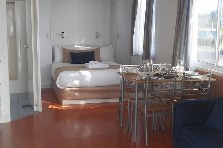 Room 5 of 28