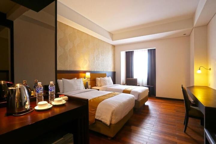 Room 10 of 41