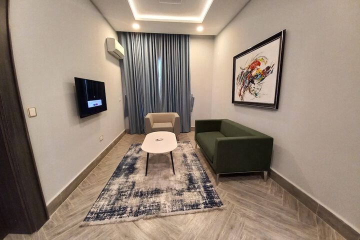 Room 26 of 39