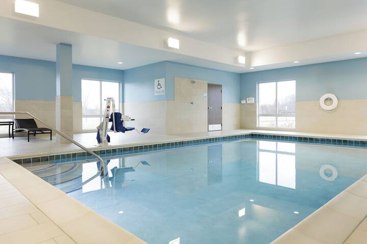 Pool image of Holiday Inn Express Plainwell by IHG