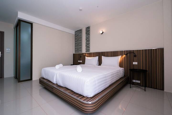 Room 45 of 97