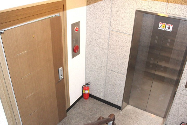 Room 3 of 29