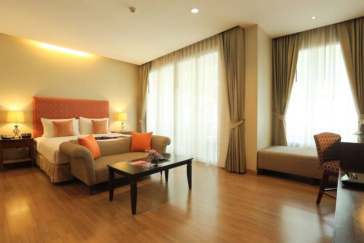 Room 37 of 108