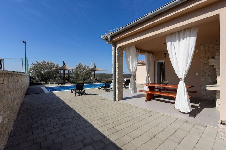 Terrace/Patio 40 of 47