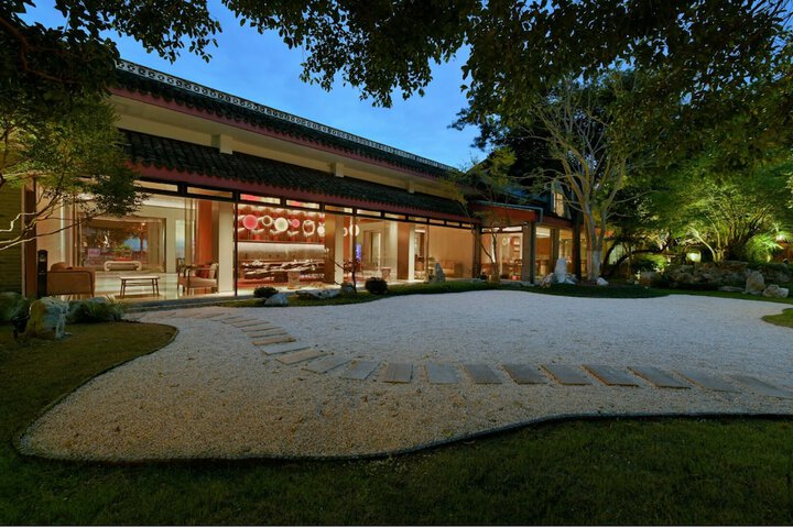 Hotel Exterior 46 of 46