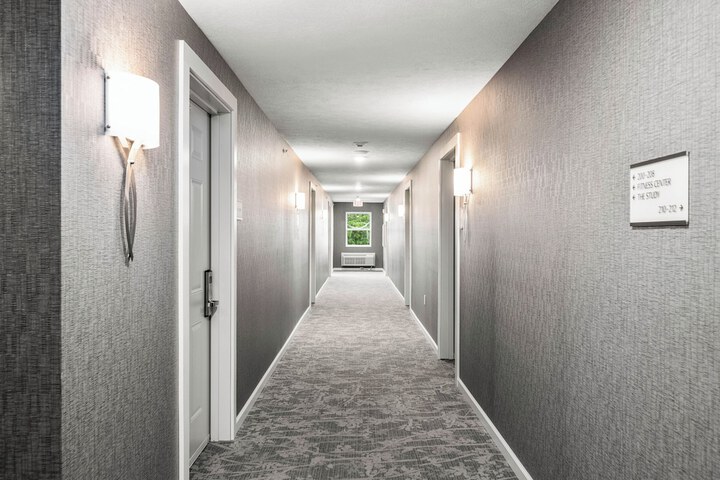 Ballroom/Hall 78 of 119