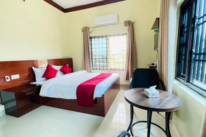 Room 5 of 27