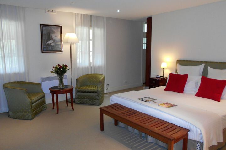 Room 8 of 36
