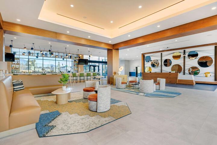 Hotel Lobby