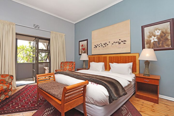 Room 12 of 80