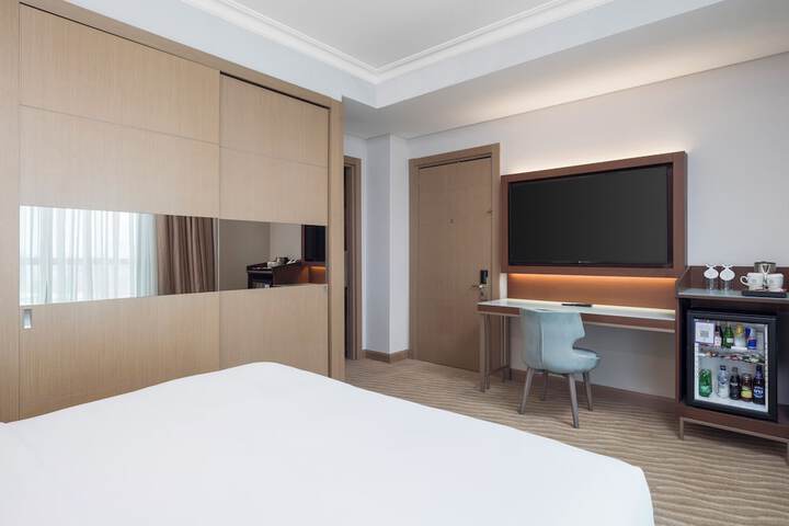 Room 8 of 57
