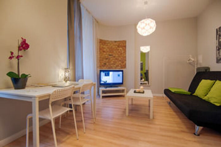 Room 13 of 14
