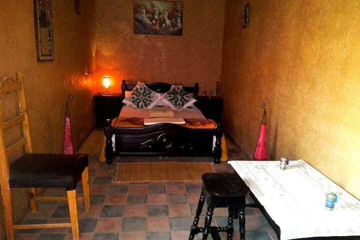 Room 8 of 31