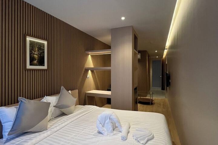 Room 28 of 138