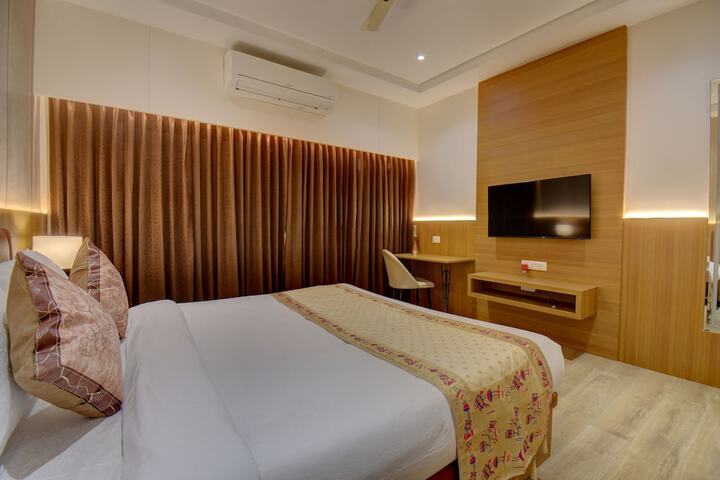 Room 17 of 49