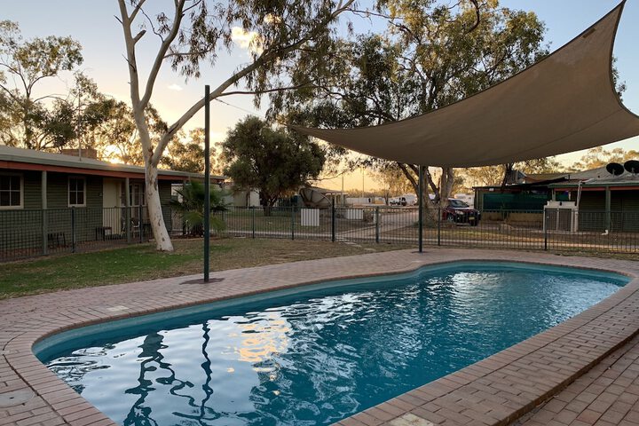 Pool 11 of 27