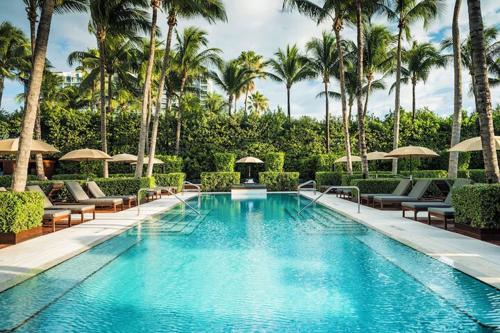 Private pool