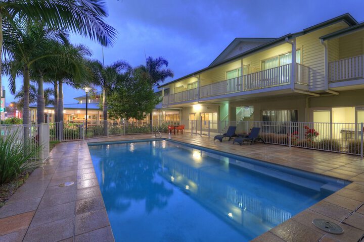 Pool 38 of 41