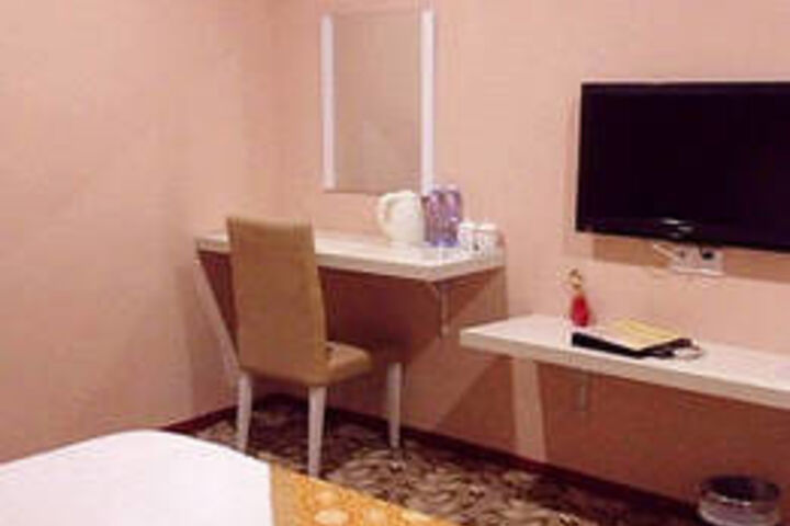 Room 38 of 71