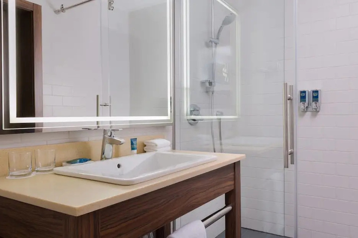Clean Restrooms