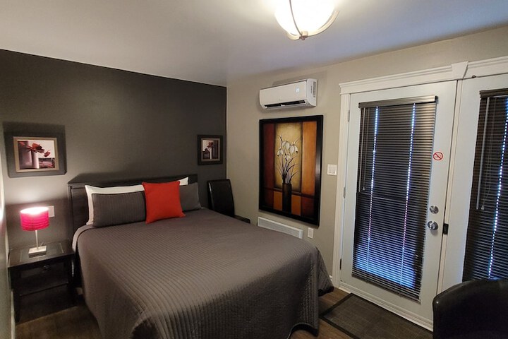 Room 22 of 40