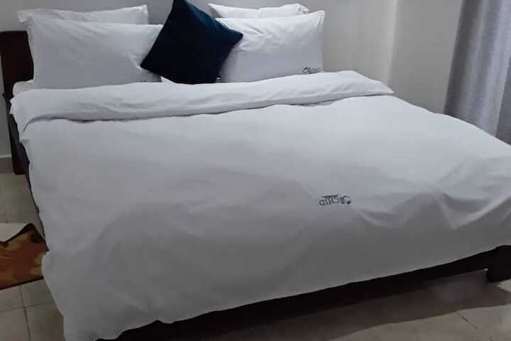 Room 15 of 16