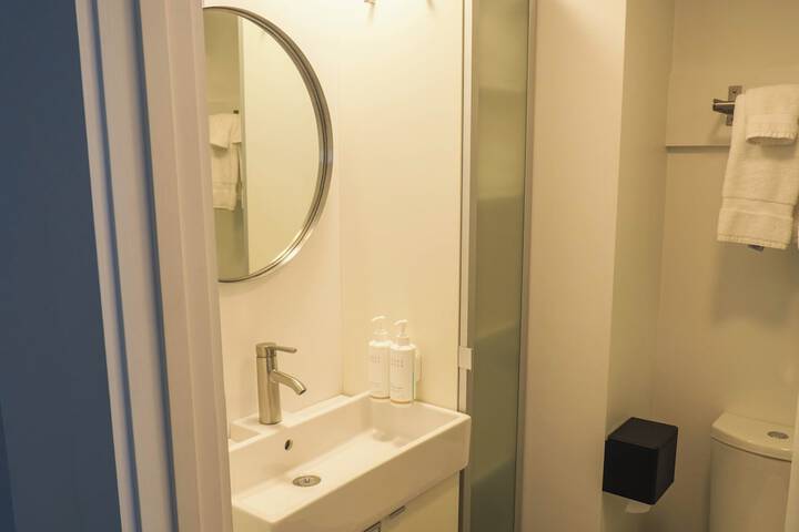 Room 15 of 31
