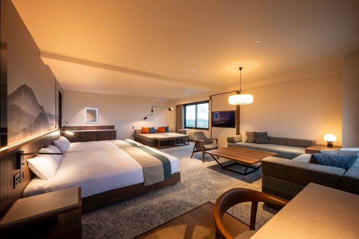 Room 14 of 200
