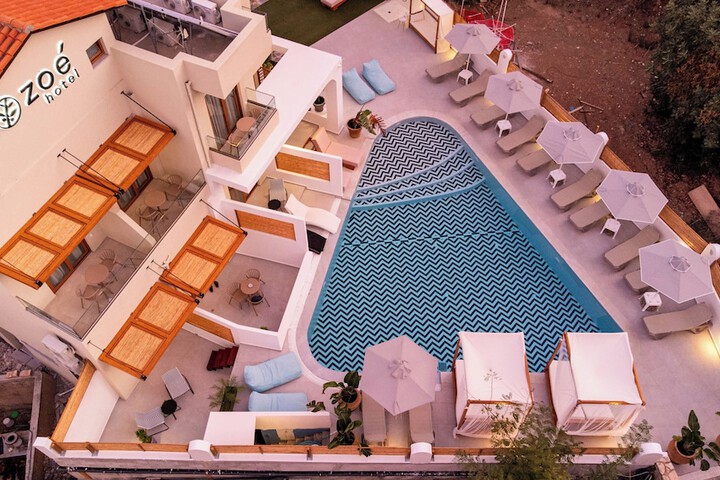Pool 75 of 182