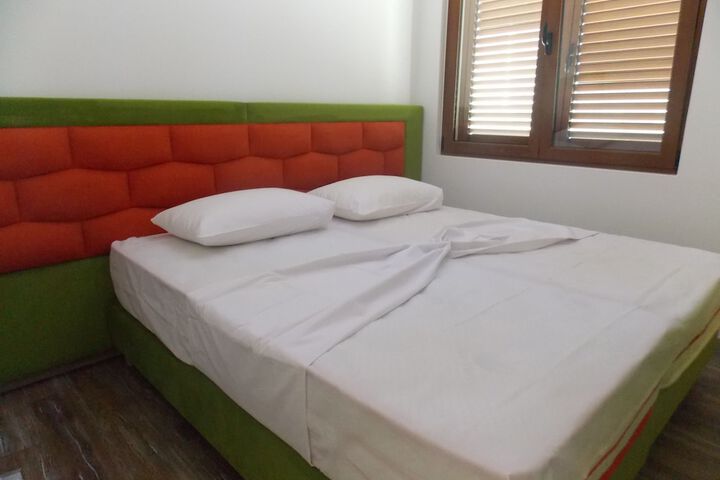 Room 20 of 64
