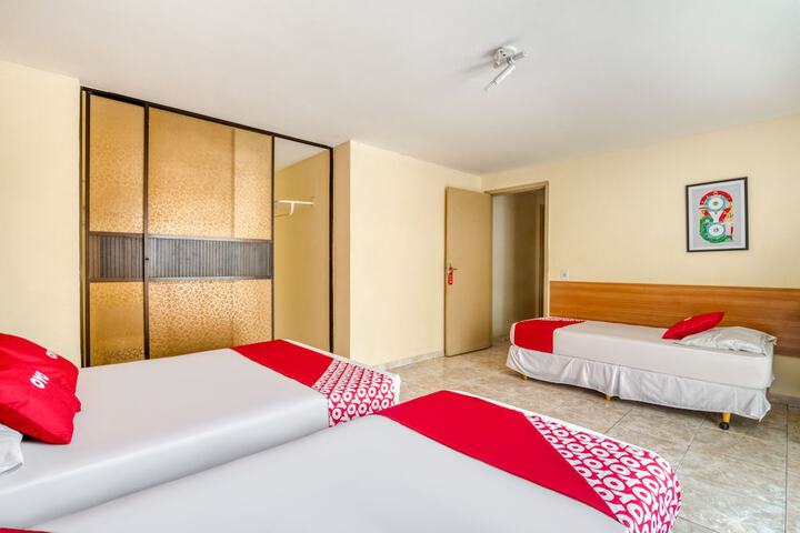 Room 11 of 50