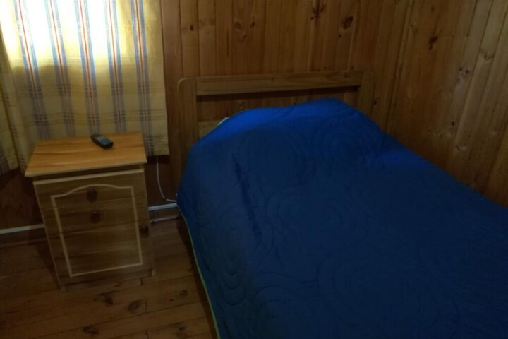 Room 10 of 28