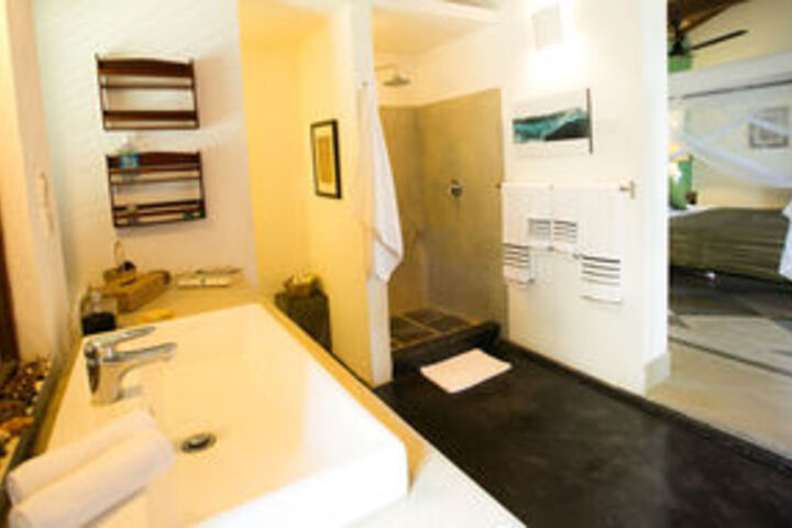 Room 2 of 22
