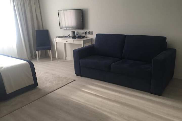 Room 16 of 41